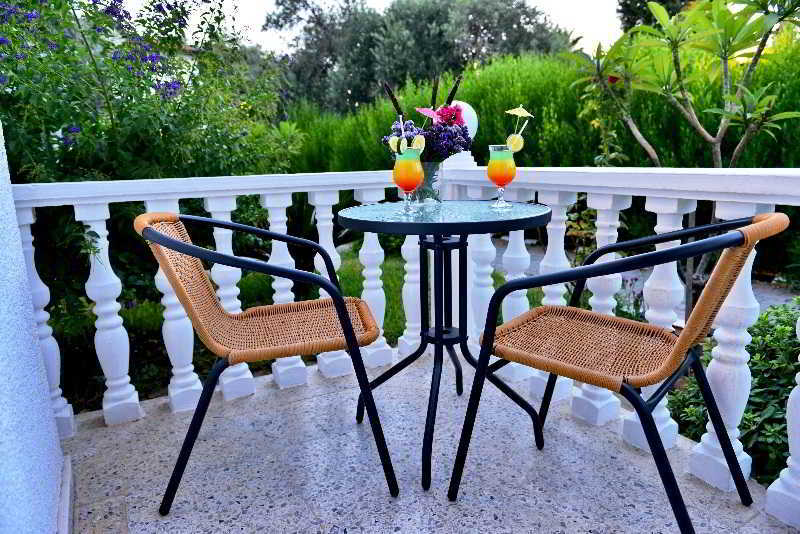 The Ship Inn Hotel Κερύνεια Εξωτερικό φωτογραφία